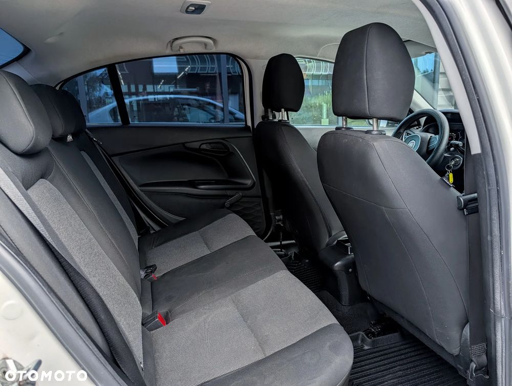 Fiat Tipo 1.6 E-Torq 16v Easy - 16