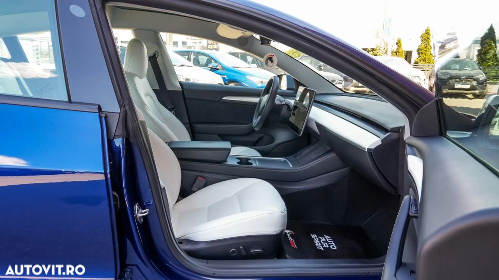Tesla Model 3 Langstreckenbatterie Allradantrieb Dual Motor - 29
