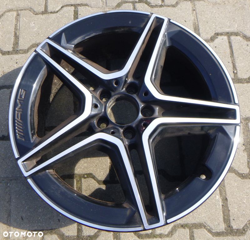 Mercedes GLB Felga 19" A2474011500