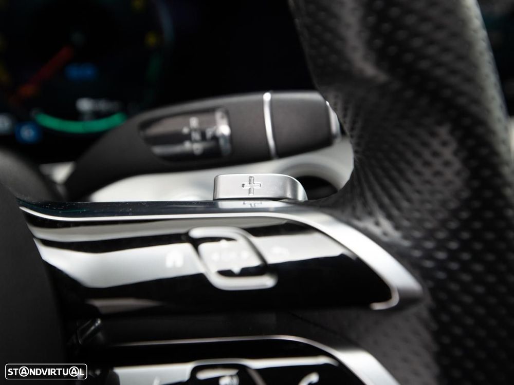 Mercedes-Benz E 300 de 9G-TRONIC AMG Line - 21