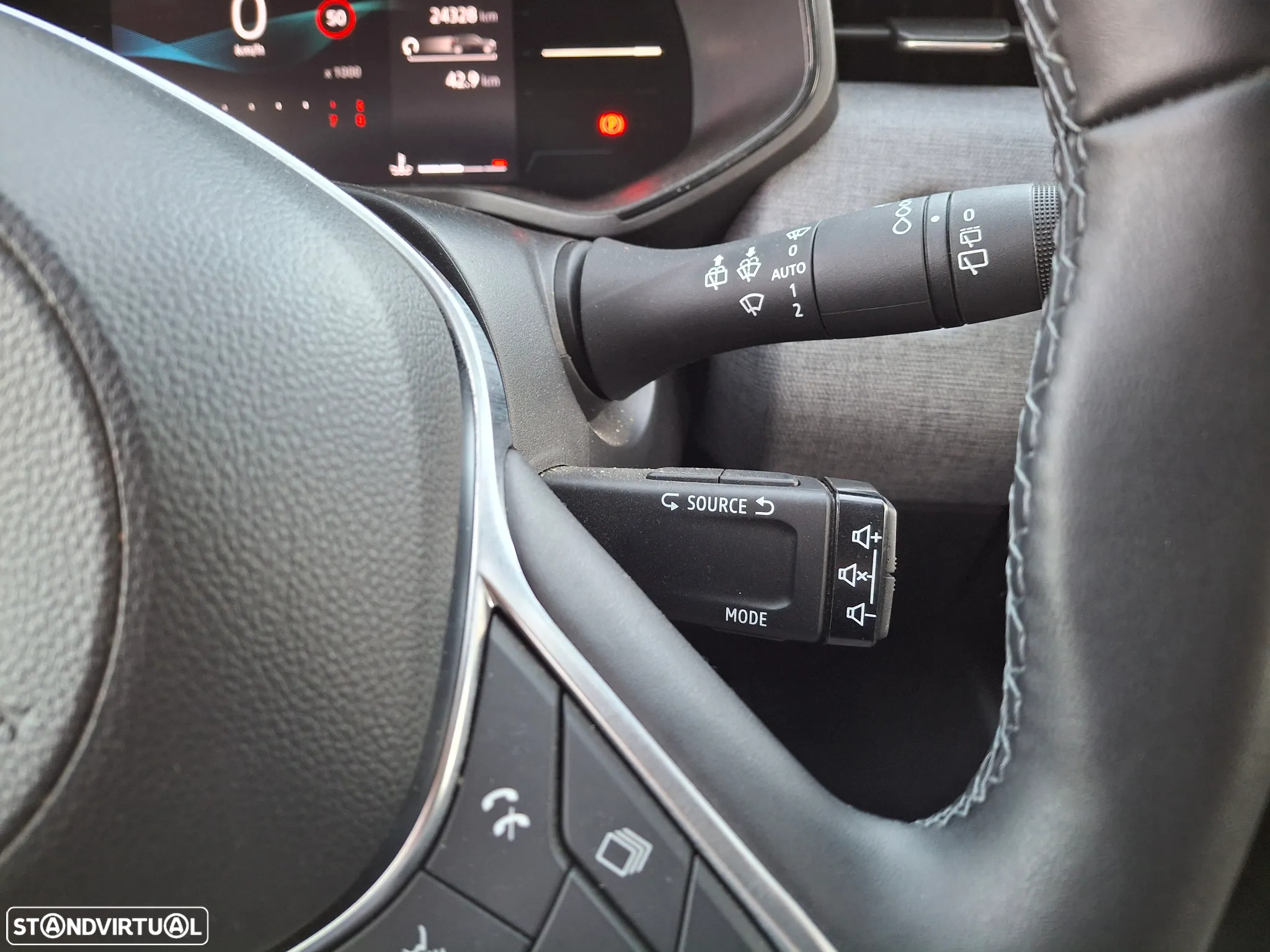 Mitsubishi Colt 1.0 MPI-T Invite - 17