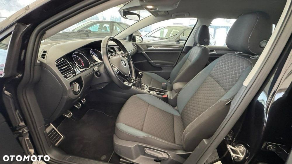 Volkswagen Golf 1.5 TSI BMT IQ Drive - 15