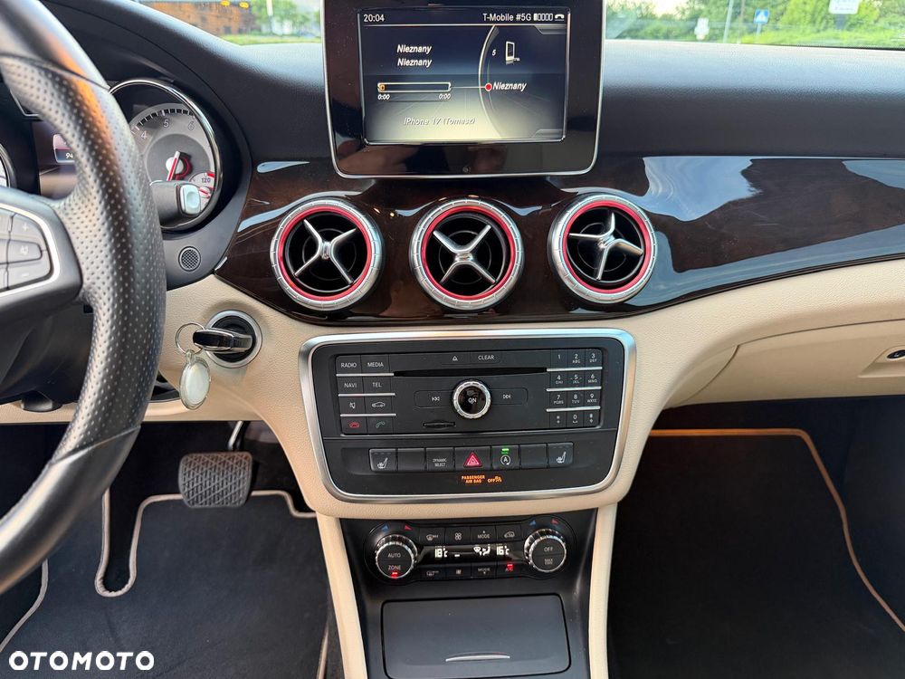Mercedes-Benz CLA 250 7G-DCT StreetStyle - 12