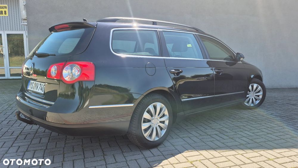 Volkswagen Passat 1.8 TSI Highline - 24