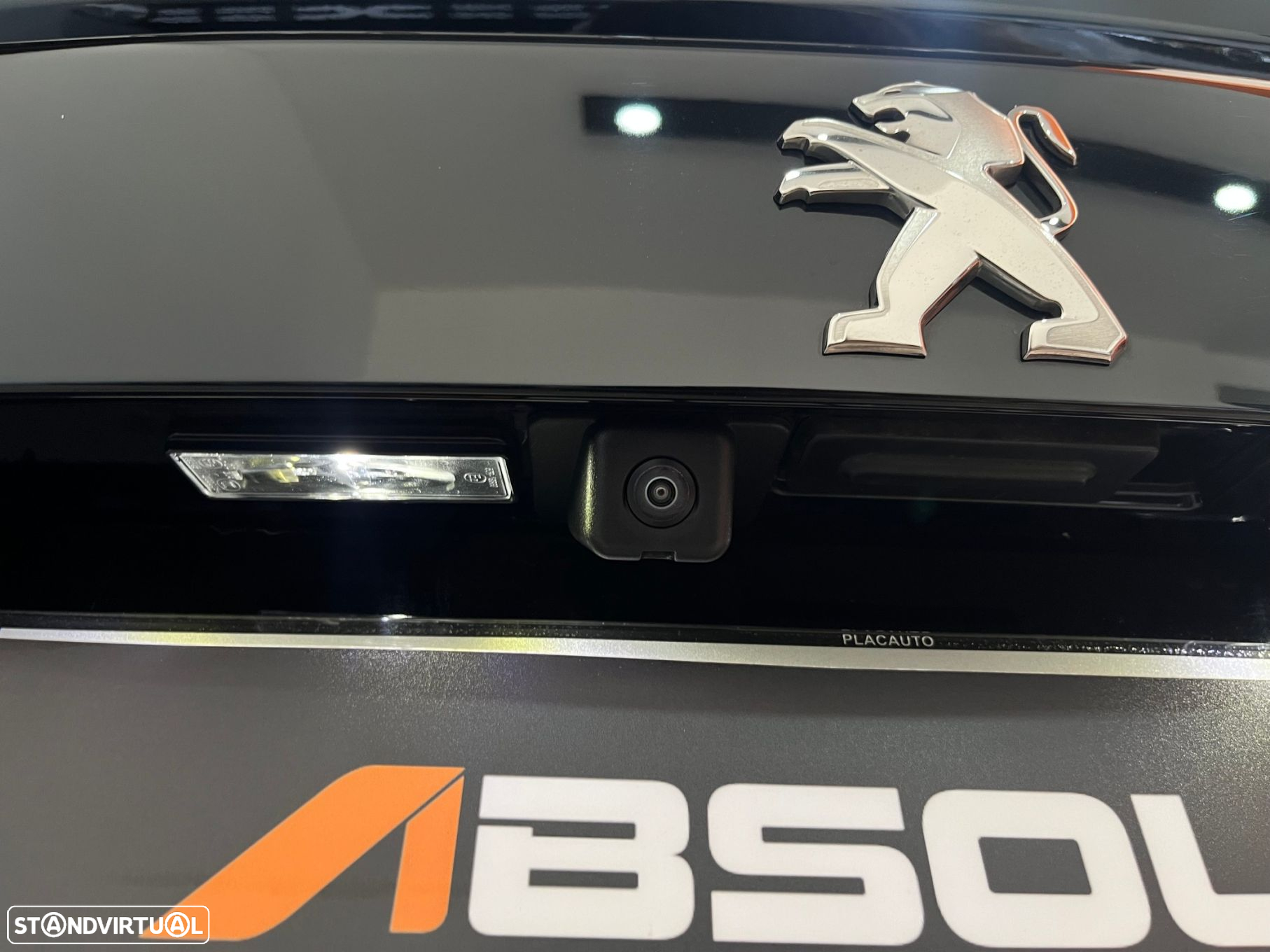 Peugeot 2008 1.5 BlueHDi GT EAT8 - 23