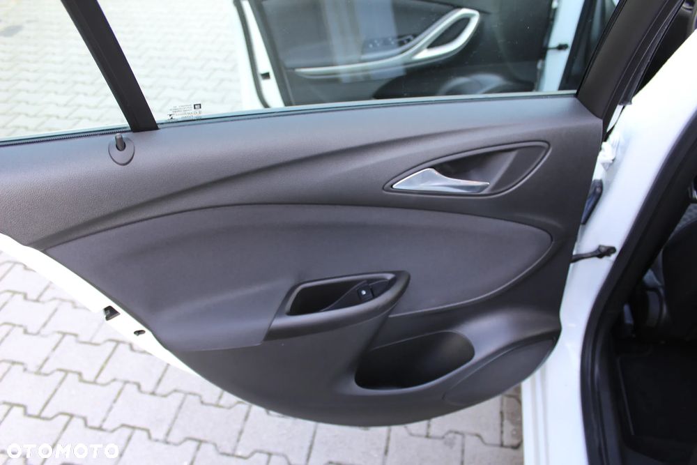 Opel Astra 1.4 Turbo Ultimate - 17