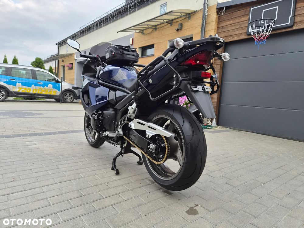 Suzuki GSX - 5
