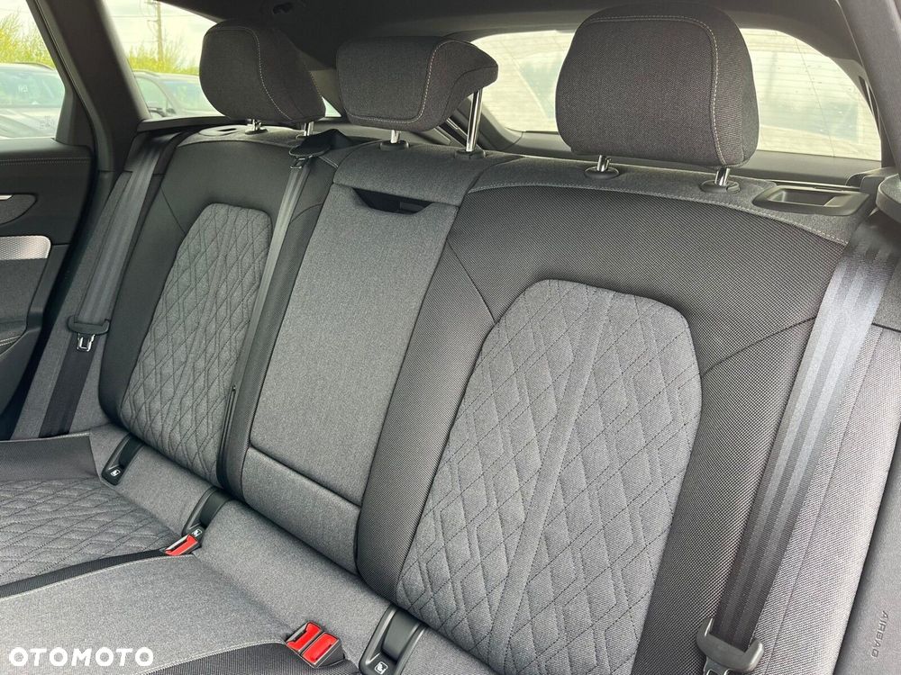 Audi A6 Avant - 15