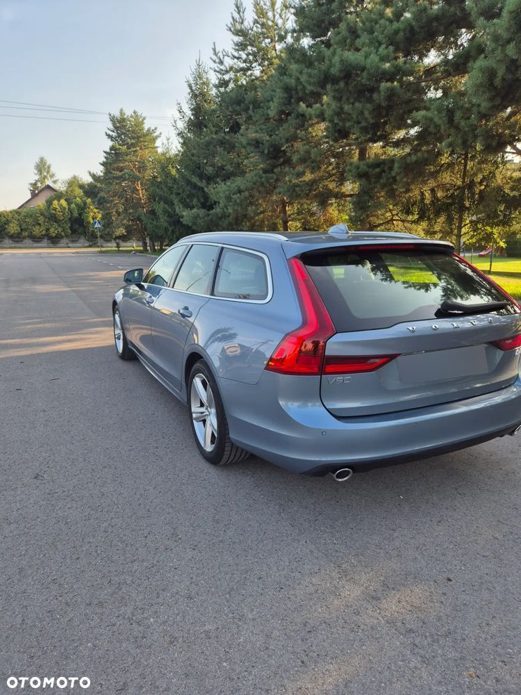 Volvo V90 D4 Momentum - 7