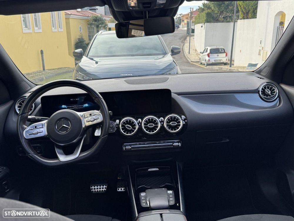 Mercedes-Benz GLA 250 4Matic AMG Line - 17