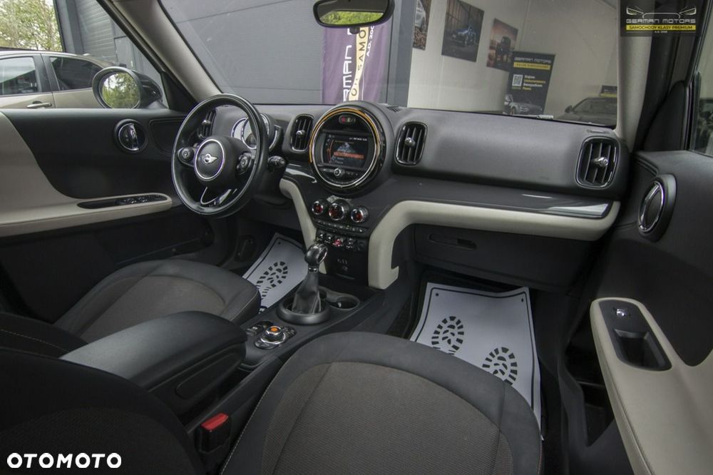 MINI Countryman Cooper ALL4 - 25