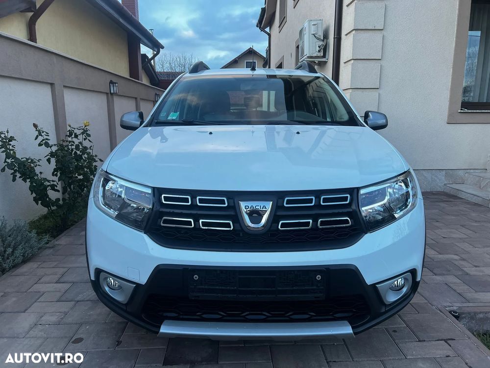 Dacia Sandero Stepway SCe 75 Essential - 3