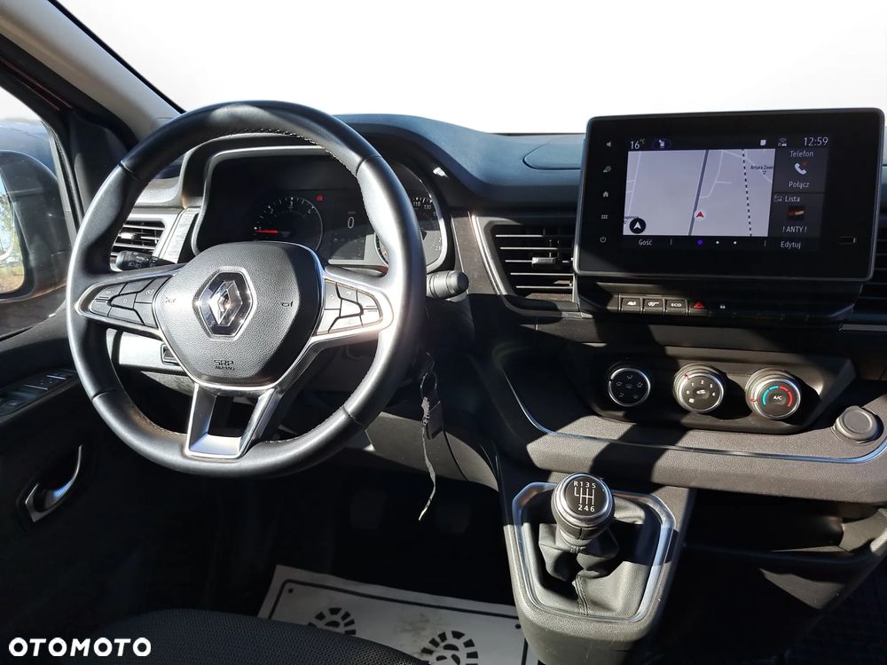 Renault Trafic - 13