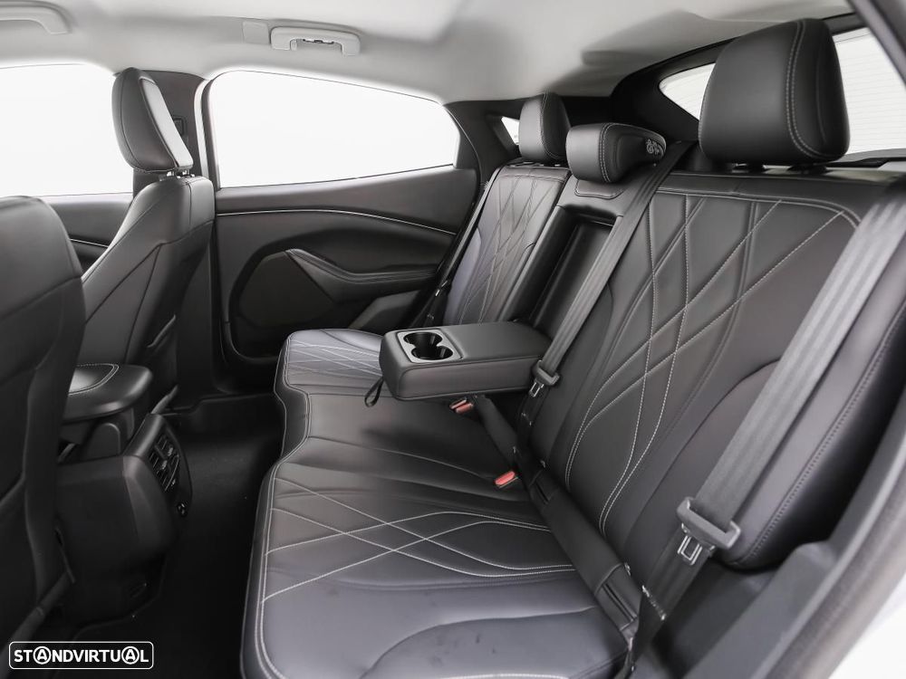 Ford Mustang Mach-E Alargada - 11