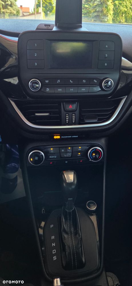 Ford Fiesta - 24