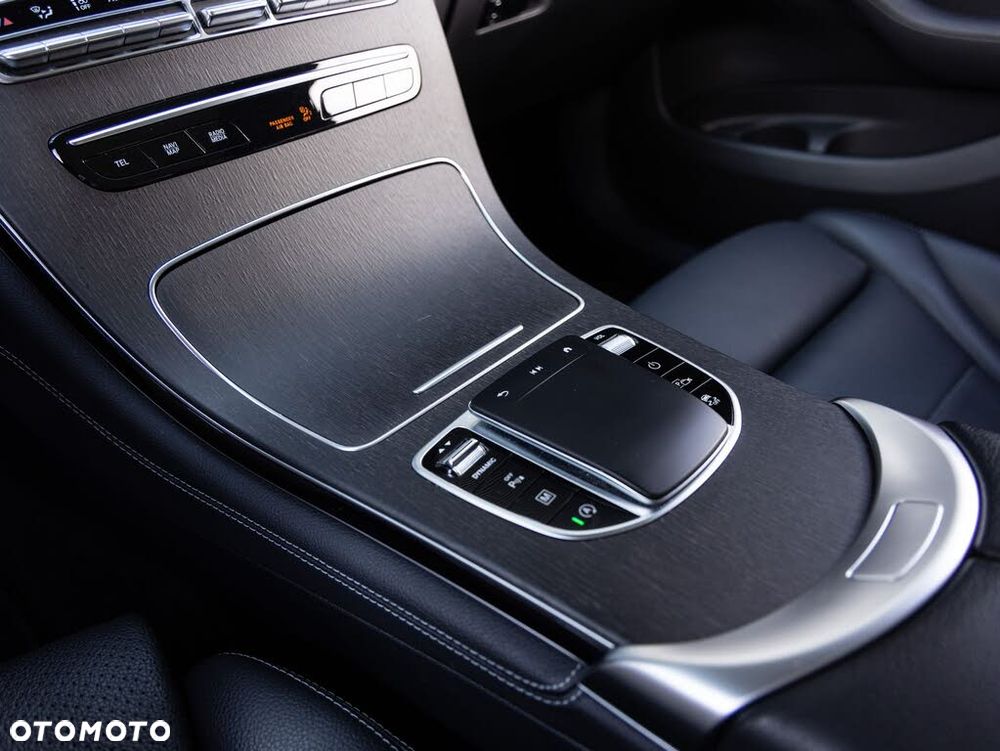 Mercedes-Benz GLC 300 4Matic 9G-TRONIC - 16