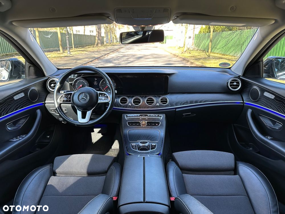 Mercedes-Benz Klasa E 220 d 9G-TRONIC Sportstyle Edition - 14