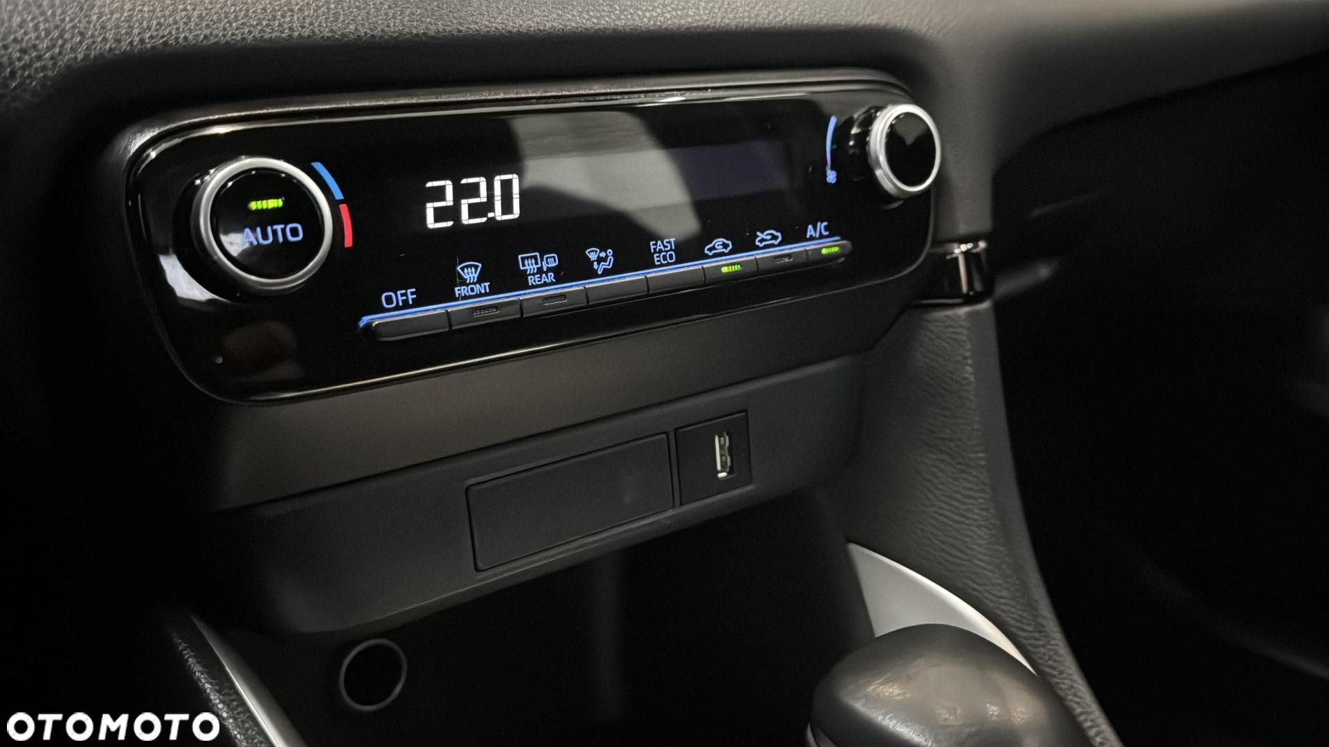 Toyota Yaris Hybrid 1.5 Comfort - 20