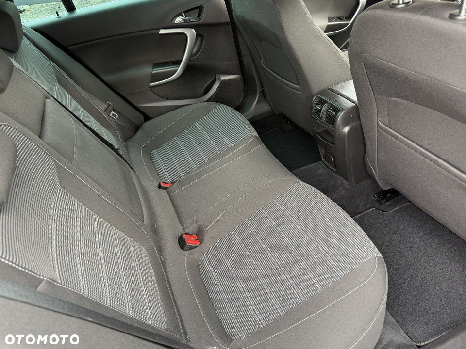 Opel Insignia 2.0 Turbo Cosmo - 32