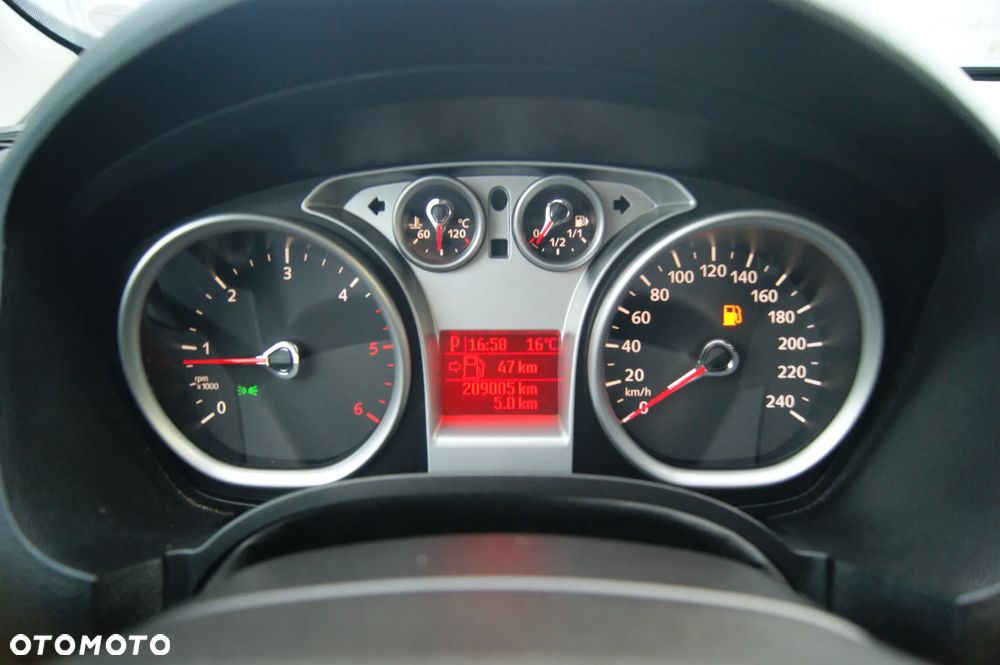 Ford Kuga 2.0 TDCi 4WD Titanium - 17