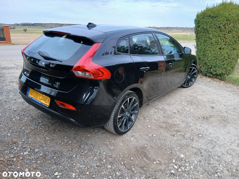 Volvo V40 D2 - 6