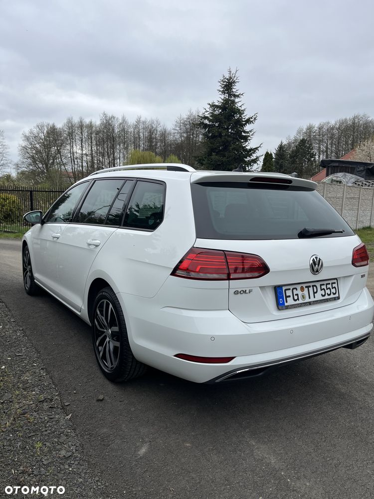 Volkswagen Golf - 4