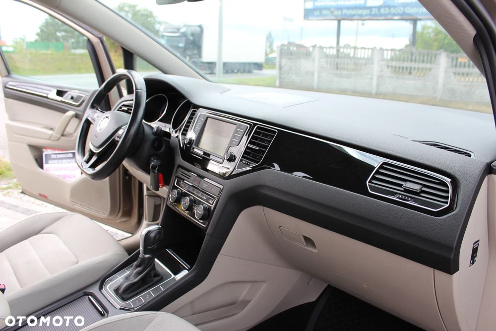 Volkswagen Golf Sportsvan 1.4 TSI (BlueMotion Technology) DSG Highline - 23