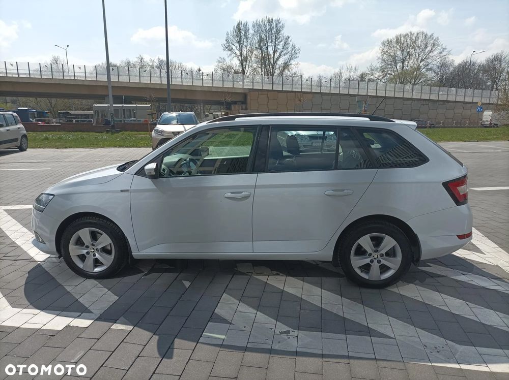 Skoda Fabia 1.0 TSI Style - 4