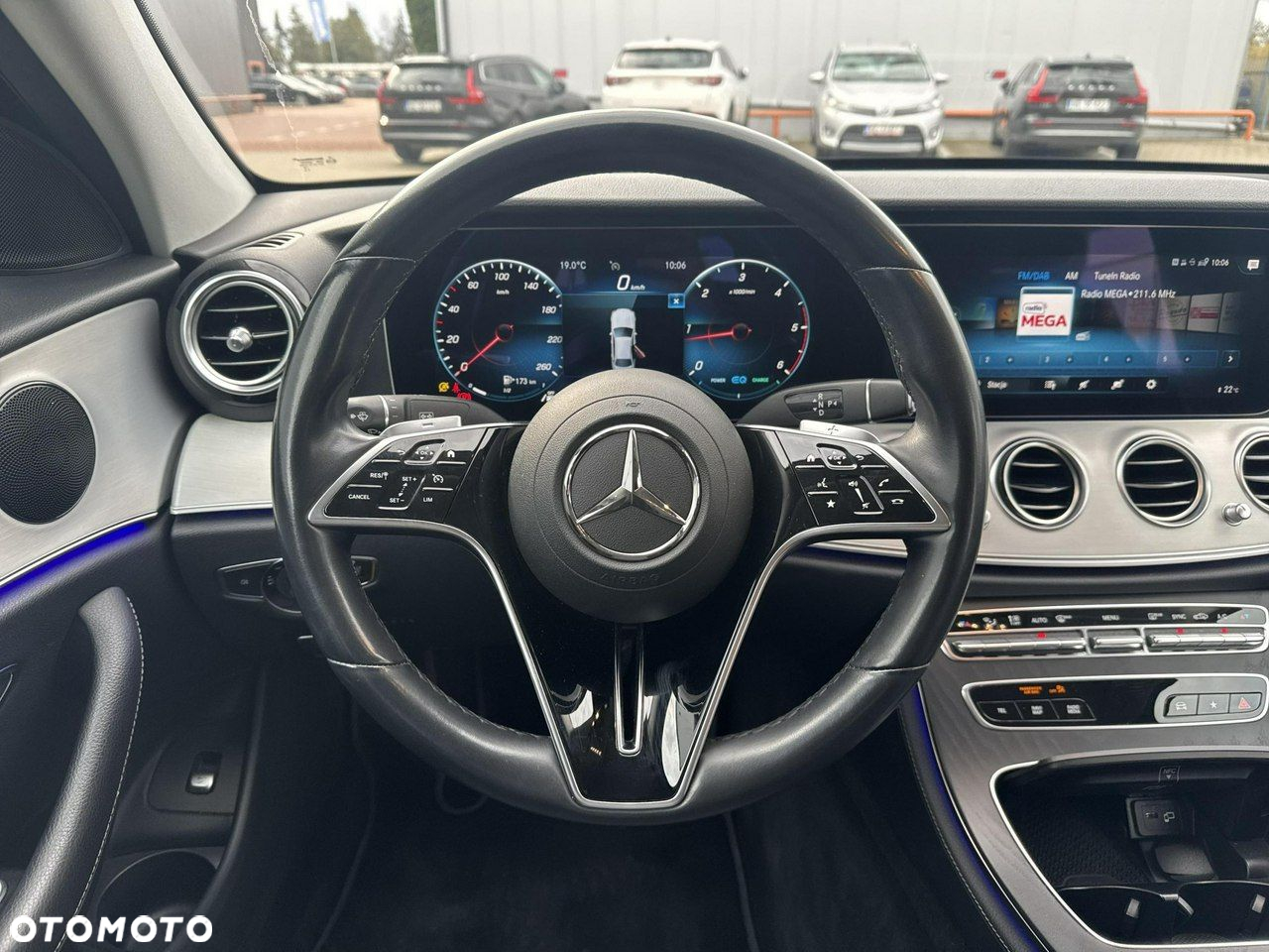 Mercedes-Benz Klasa E - 25