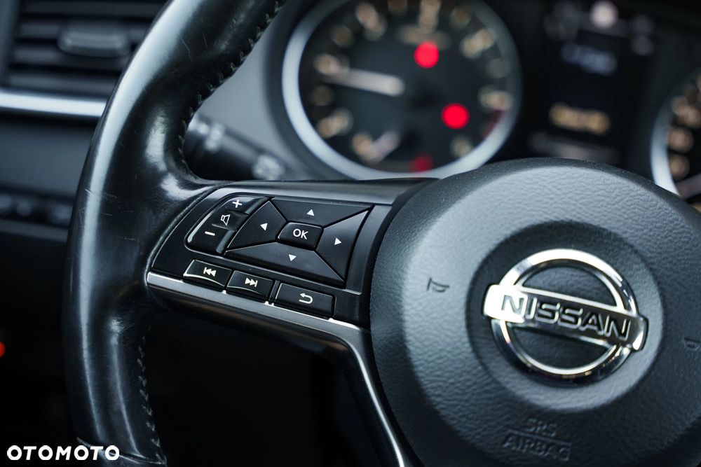 Nissan Qashqai 1.6 DCi Tekna+ - 33