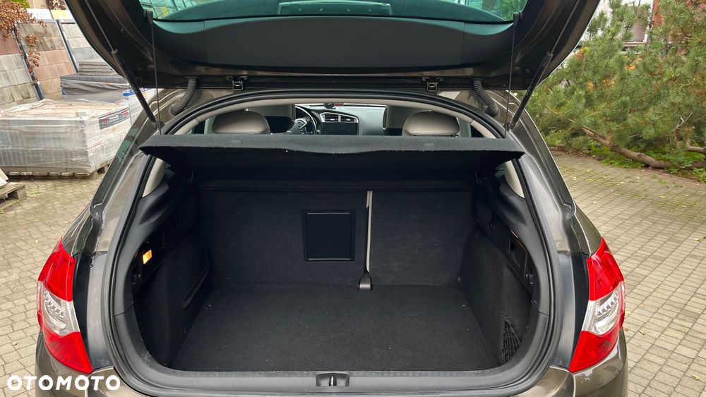Citroën C4 2.0 HDi Exclusive - 6