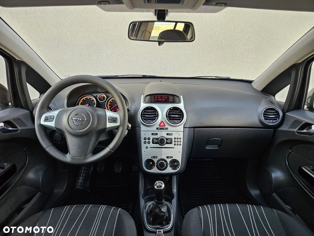 Opel Corsa 1.2 16V - 7