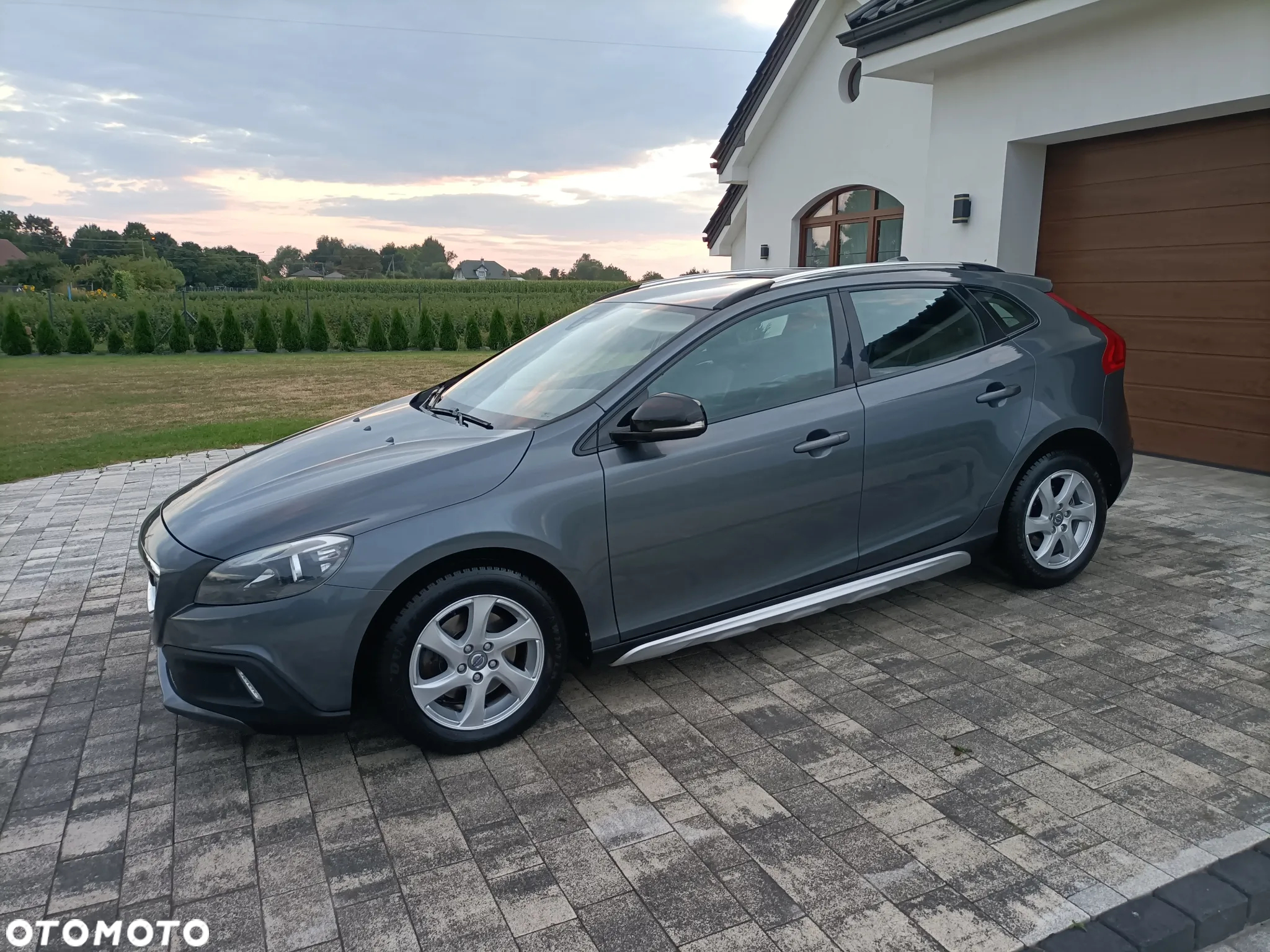 Volvo V40 D2 Momentum - 4