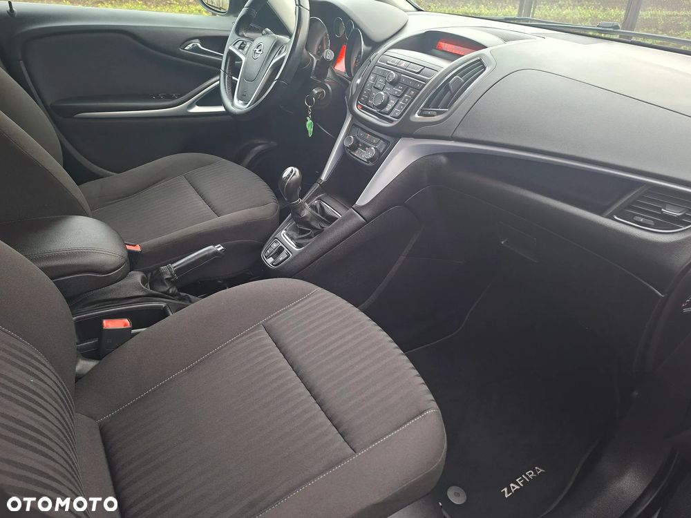 Opel Zafira - 20