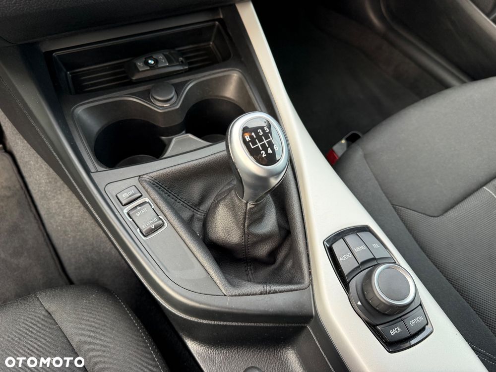 BMW Seria 1 118i Advantage - 34