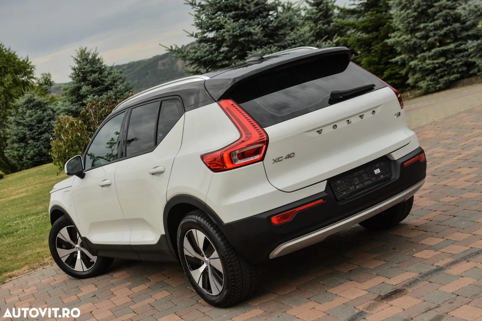 Volvo XC 40 Recharge T5 Twin Engine AT7 R-Design - 15