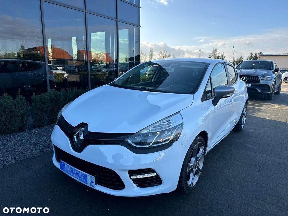 Renault Clio - 12