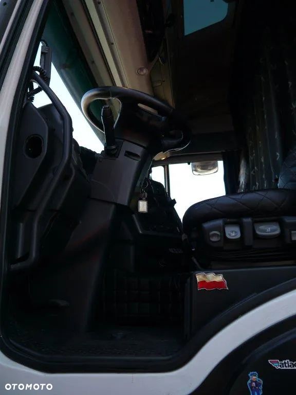 Iveco STRALIS - 12