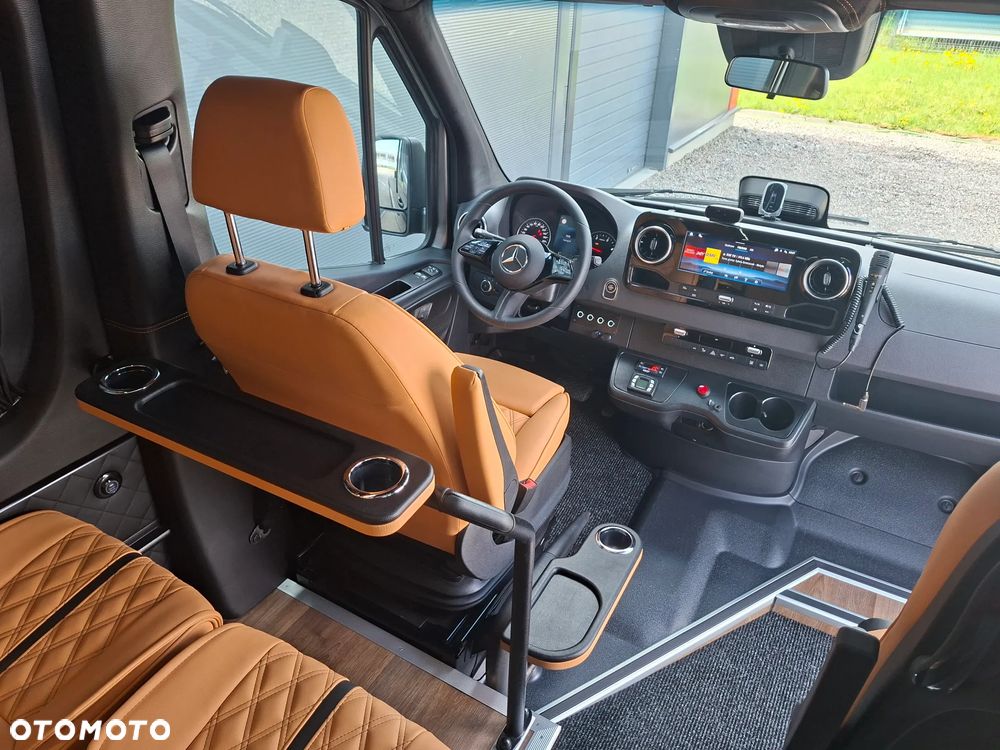 Mercedes-Benz Sprinter 519  rocznik 2026 - 11