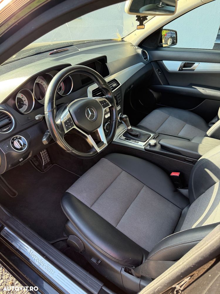 Mercedes-Benz C - 6