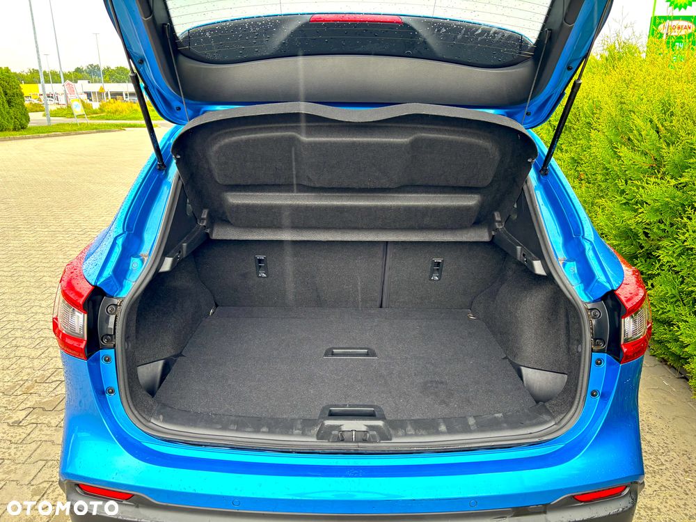 Nissan Qashqai 1.3 DIG-T N-Connecta - 8