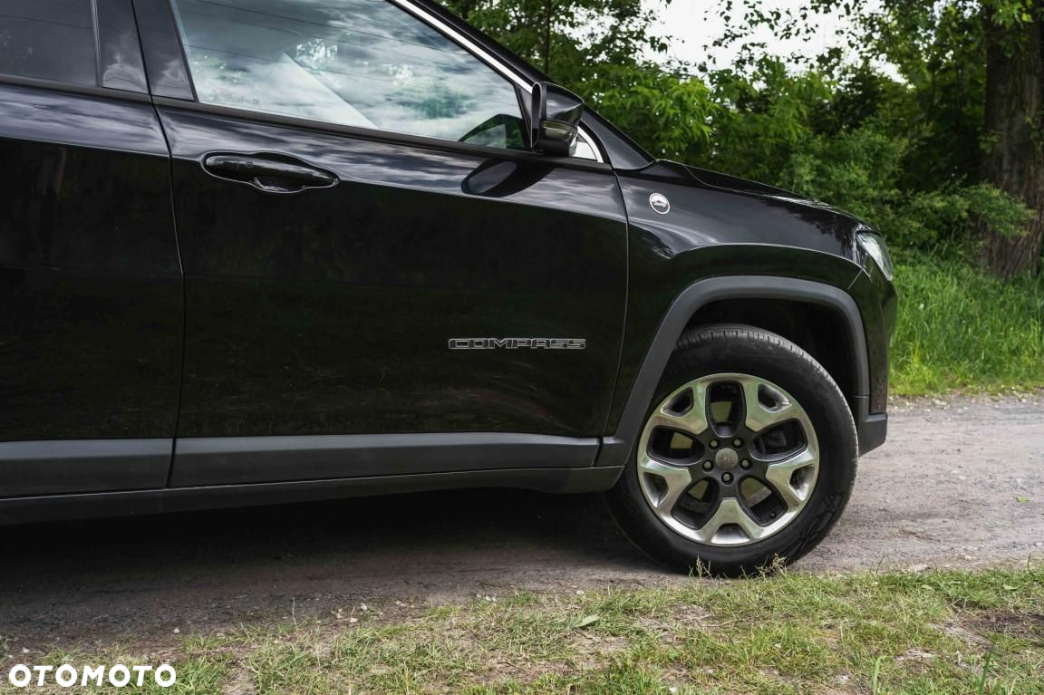 Jeep Compass - 11