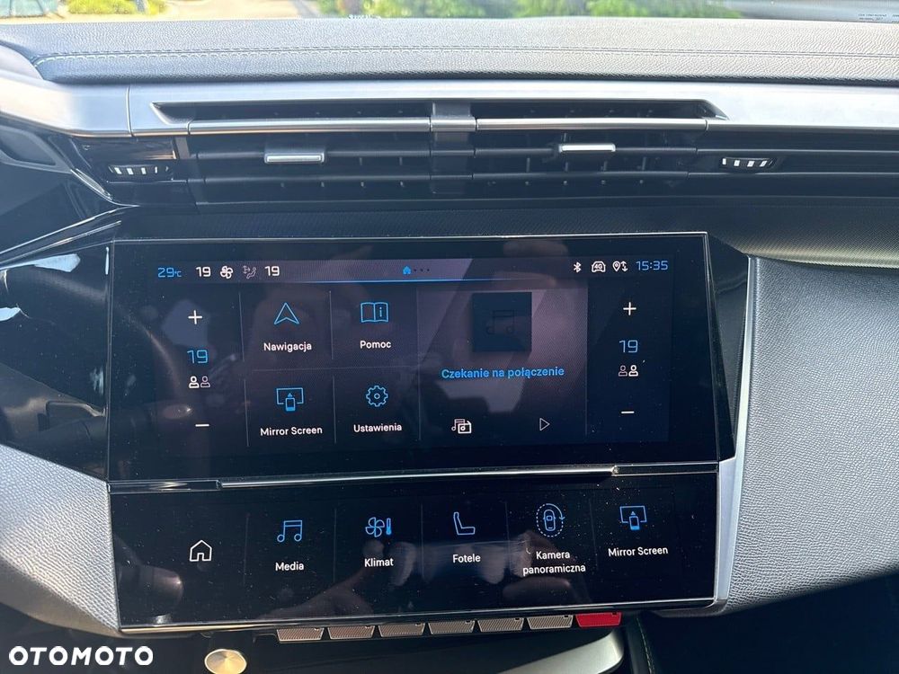 Peugeot 408 - 17