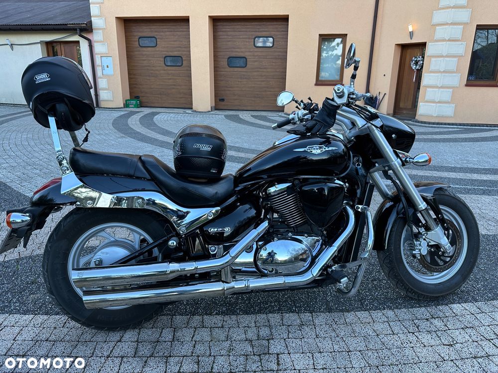 Suzuki Intruder - 6