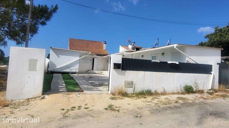 Vende Moradia com 4 anexo em corrois vale do milhaco. - Grande imagem: 2/8
