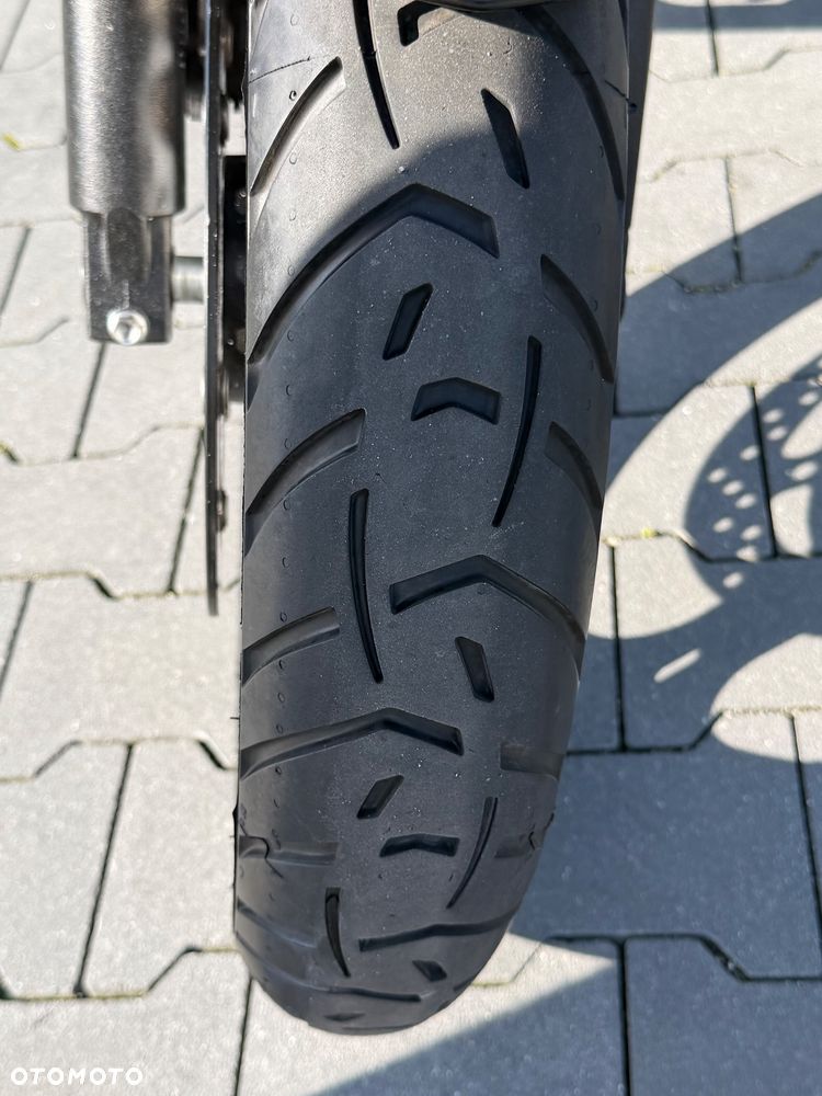Suzuki V-STROM - 17