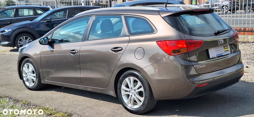 Kia Ceed Cee'd 1.6 GDI L - 7