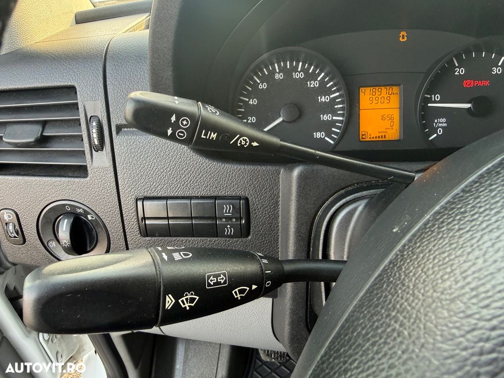 Mercedes-Benz Sprinter 906.253 Pickup cabina dubla - 22