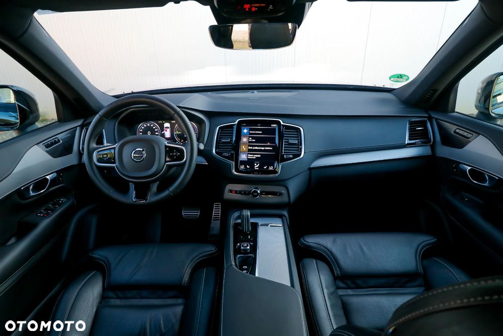 Volvo XC 90 T8 AWD Plug-In Hybrid R-Design 7os - 30