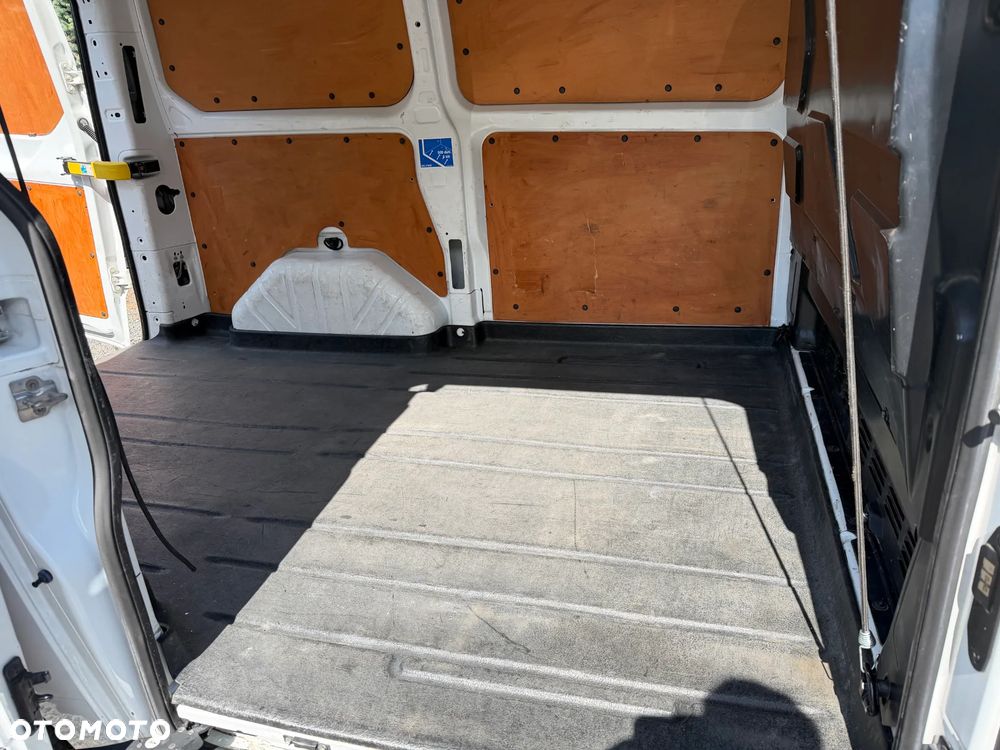 Ford CUSTOM Transit - 19